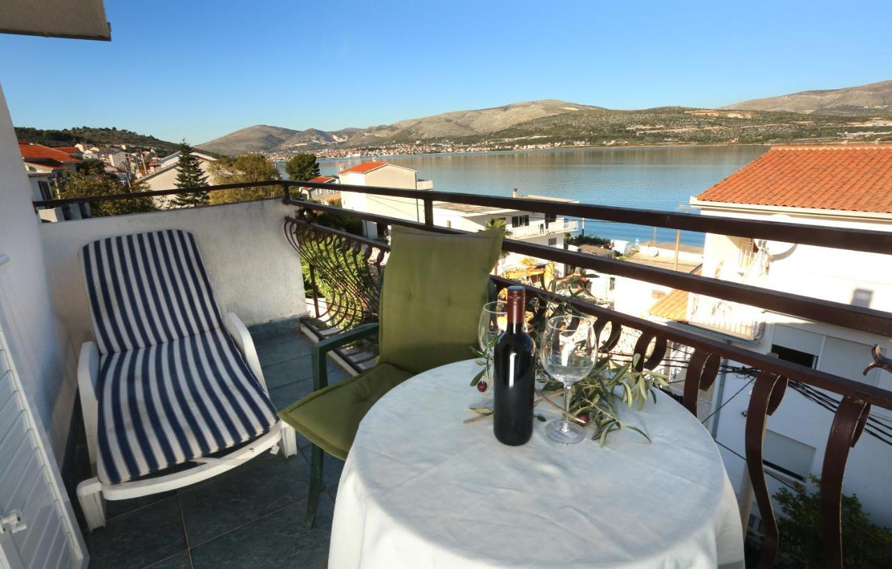 Apartments Sikirica Трогир Екстериор снимка